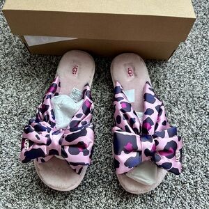 UGG Lushette Leopard Puffer Slippers